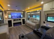 2021 VANLEIGH RV BEACON SERIES M-42RDB LUXURY 5-Wheel