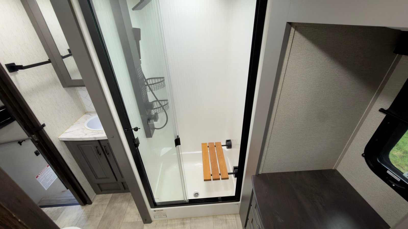 2022 Grand Design Momentum Toy Hauler Series M-395MS (Luxury Fifth Wheel) 44FT