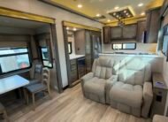2022 VANLEIGH BEACON 41LKB LUXURY 5th-WHEEL 43 FT