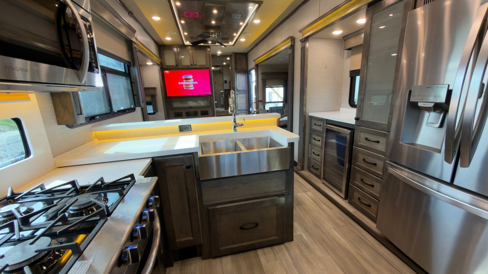 2022 VANLEIGH BEACON 41LKB LUXURY 5th-WHEEL 43 FT