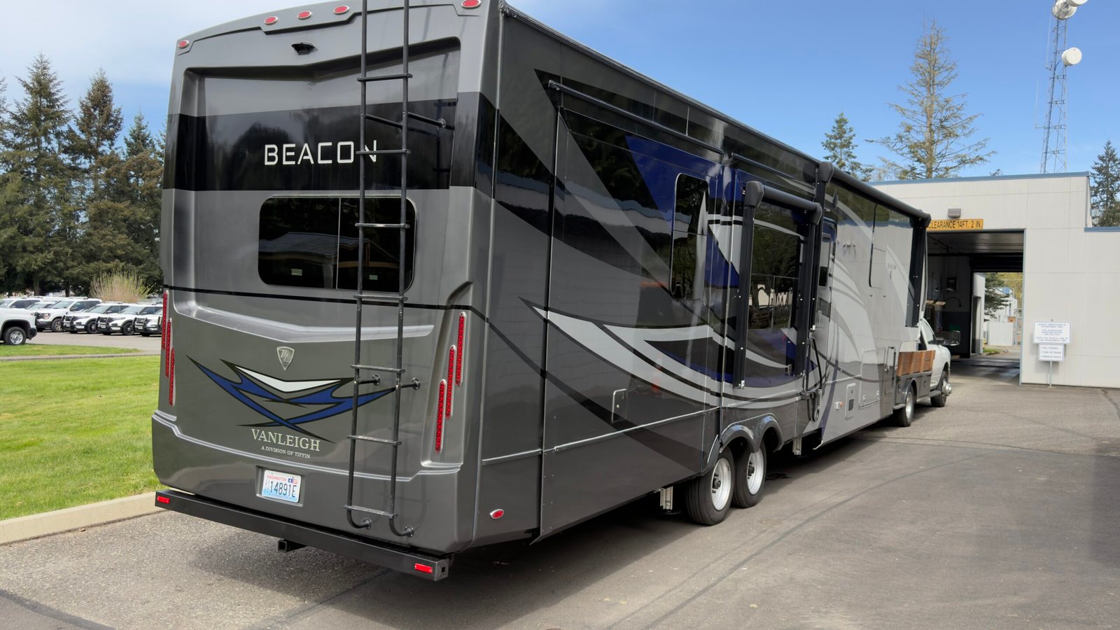 2022 VANLEIGH BEACON 41LKB LUXURY 5th-WHEEL 43 FT
