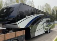 2022 VANLEIGH BEACON 41LKB LUXURY 5th-WHEEL 43 FT