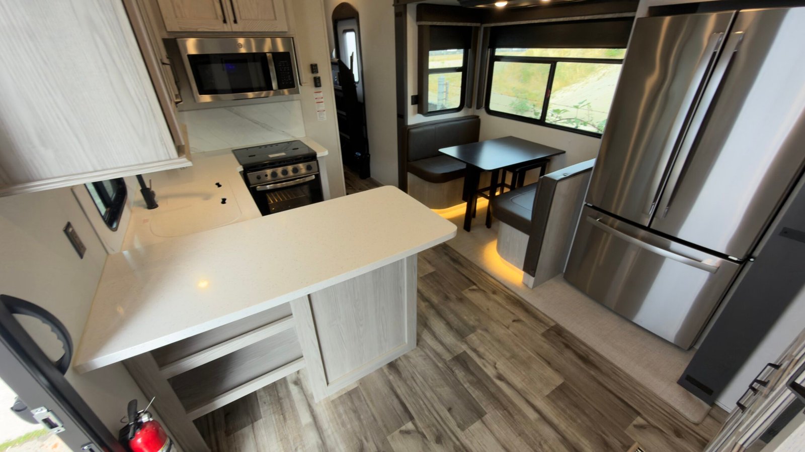 2022 KEYSTONE MONTANA HIGH COUNTRY 377FL