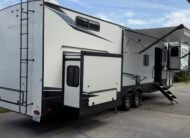 2022 KEYSTONE MONTANA HIGH COUNTRY 377FL