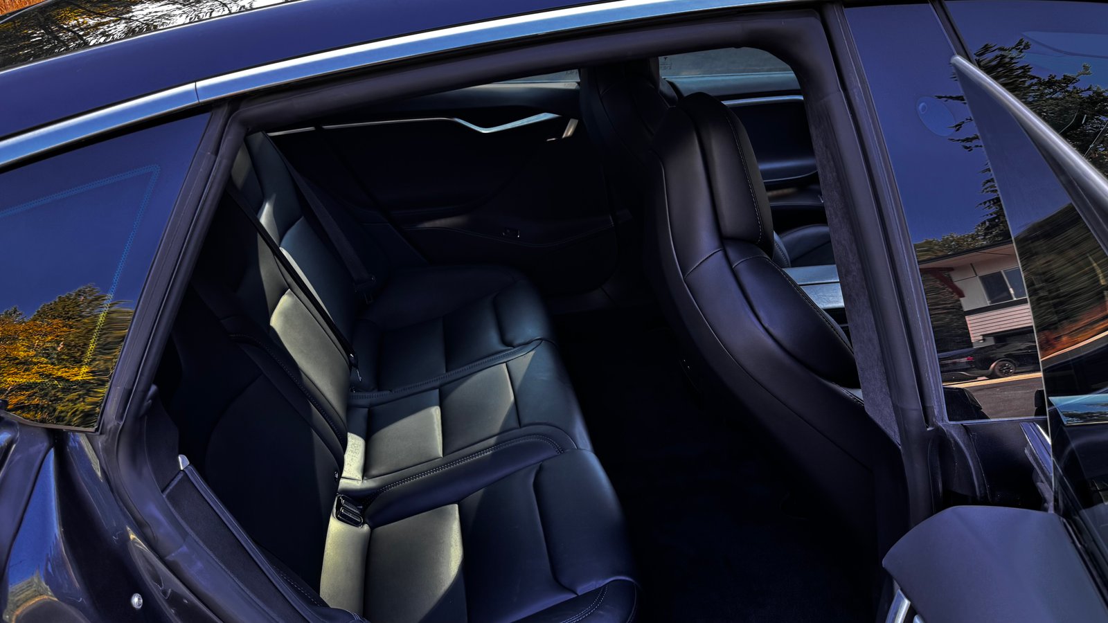 2017 Tesla Model S 75D - Photo 8