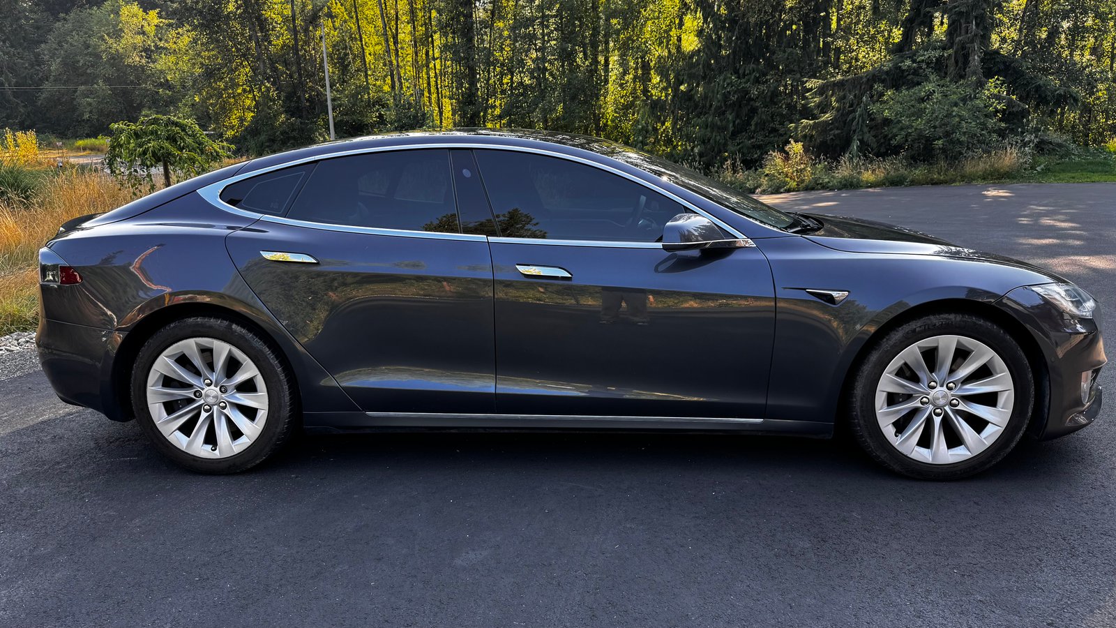 2017 Tesla Model S 75D - Photo 17