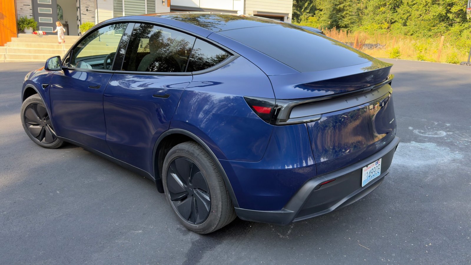 2026 Tesla Model Y Premium Dual Motor AWD