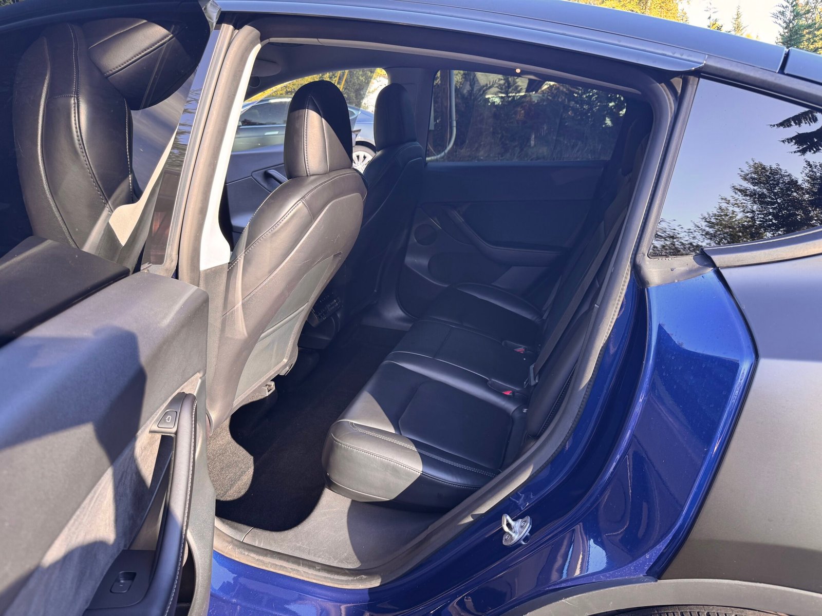 2022 Tesla Model Y Long Range Dual Motor All-Wheel Drive