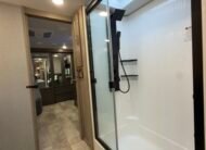 2023 GRAND DESIGN MOMENTUM 410th 5TH Wheel 45Ft