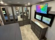 2023 GRAND DESIGN MOMENTUM 410th 5TH Wheel 45Ft