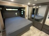 2023 GRAND DESIGN MOMENTUM 410th 5TH Wheel 45Ft