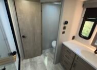 2023 GRAND DESIGN MOMENTUM 410th 5TH Wheel 45Ft