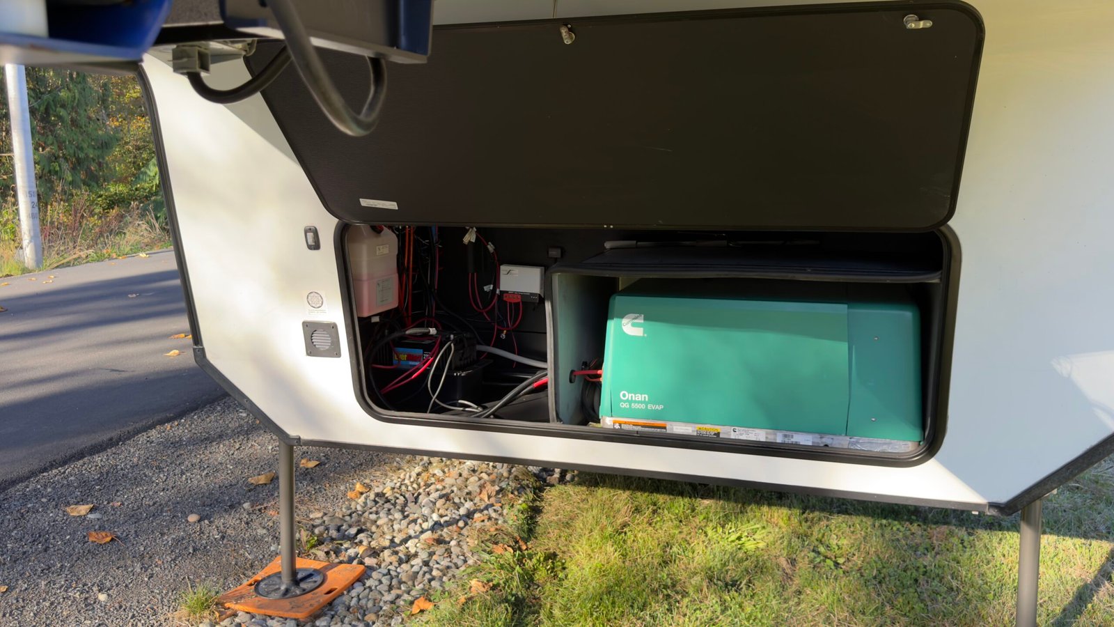 2023 GRAND DESIGN MOMENTUM 410th 5TH Wheel 45Ft