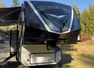 2023 GRAND DESIGN MOMENTUM 410th 5TH Wheel 45Ft
