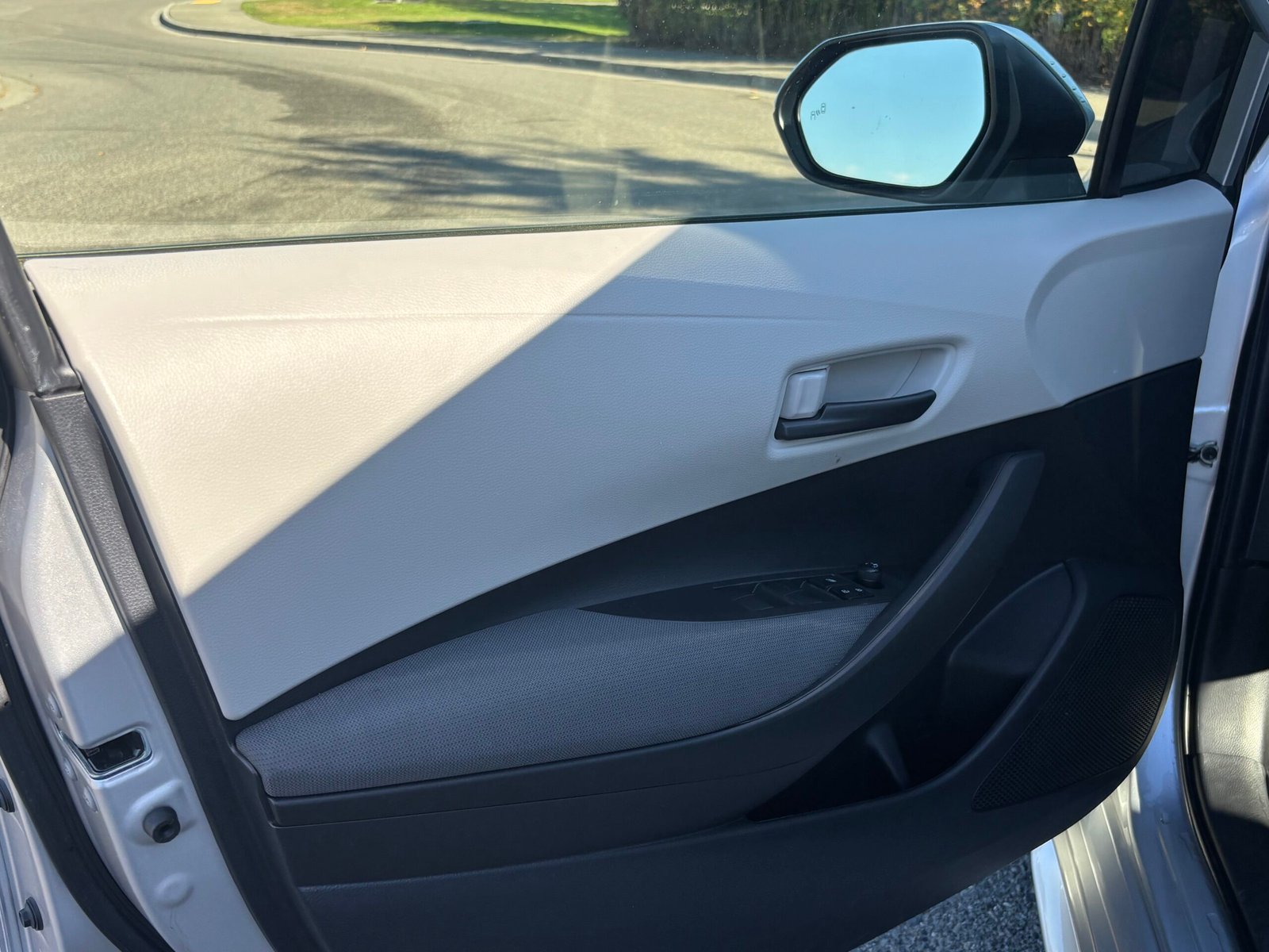 2022 Toyota Corolla LE Sedan 1.8L 4Cyl